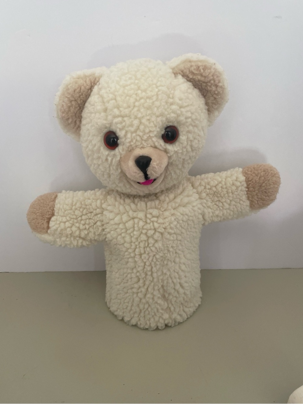 Vintage 1986 Snuggle Bear Hand Puppet 12" Russ Plush Lever Brother Advertisement